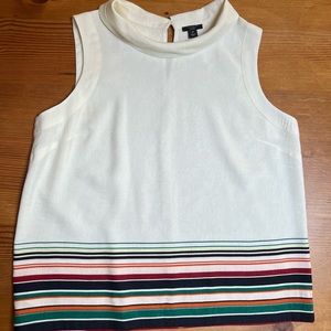 Ann Taylor sleeveless linen shirt, size Medium petite